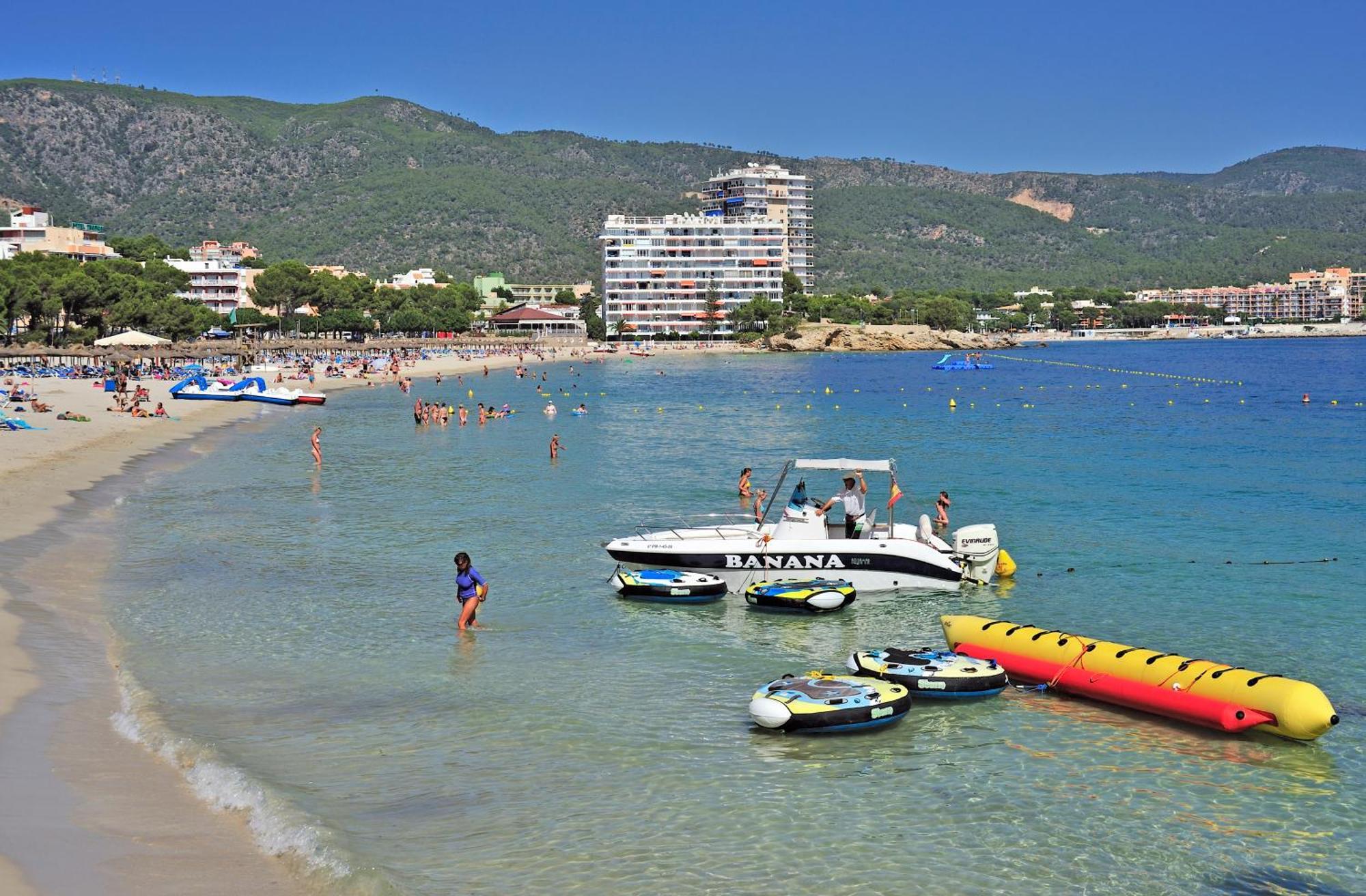 Marina Palmanova Apartamentos Екстер'єр фото