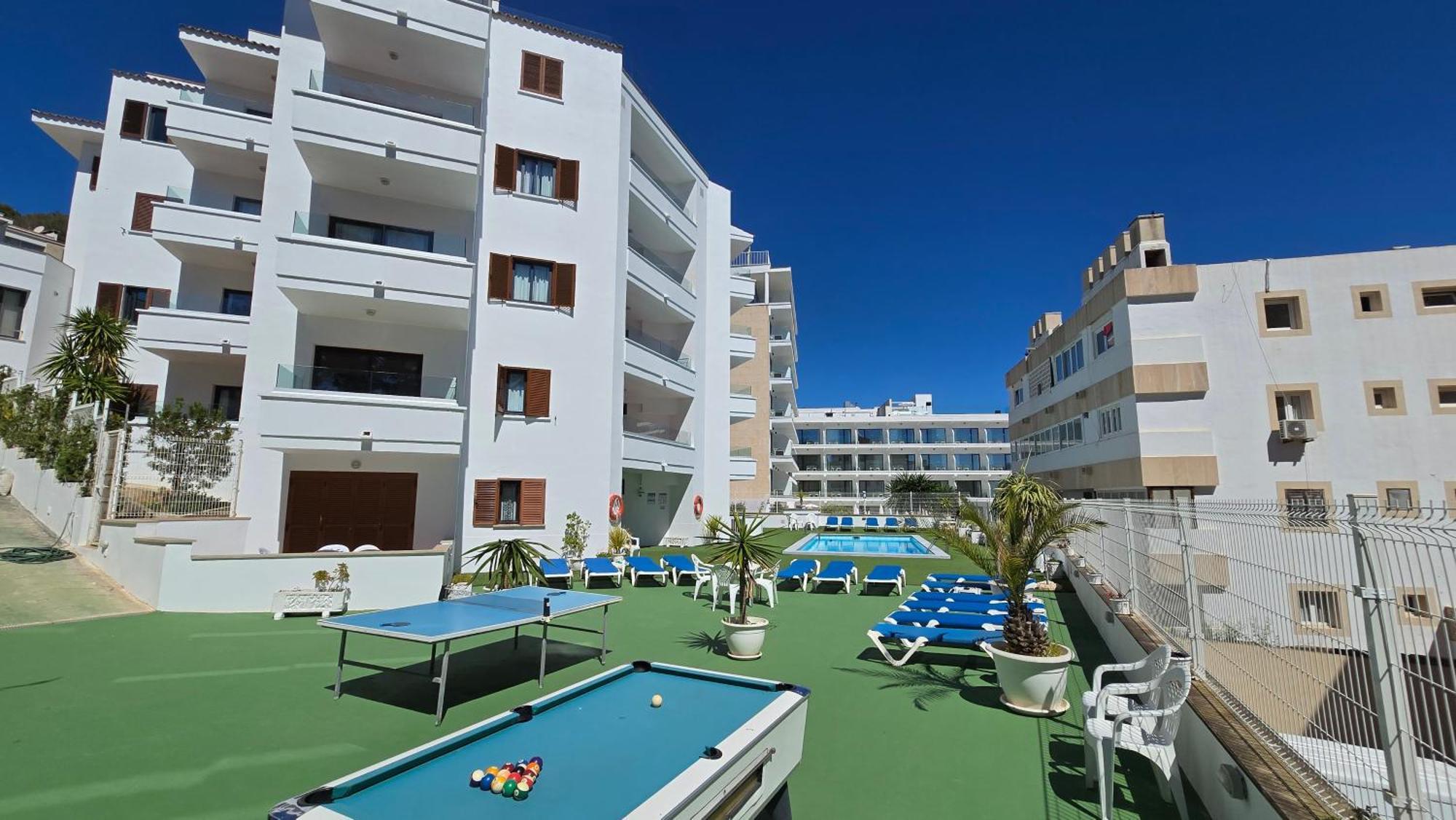 Marina Palmanova Apartamentos Екстер'єр фото