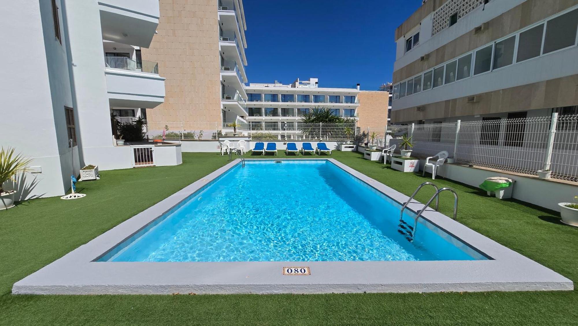 Marina Palmanova Apartamentos Екстер'єр фото