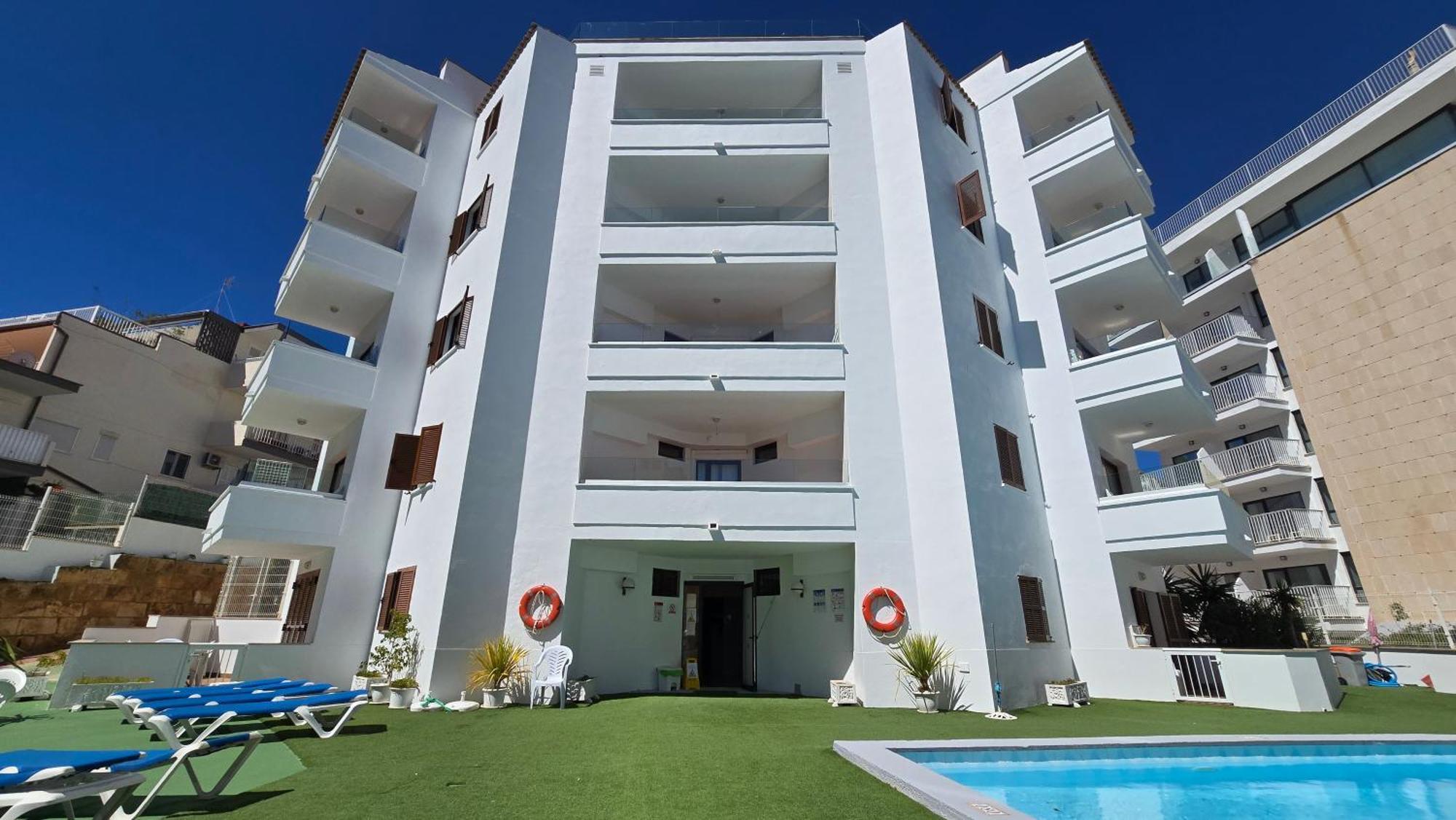 Marina Palmanova Apartamentos Екстер'єр фото
