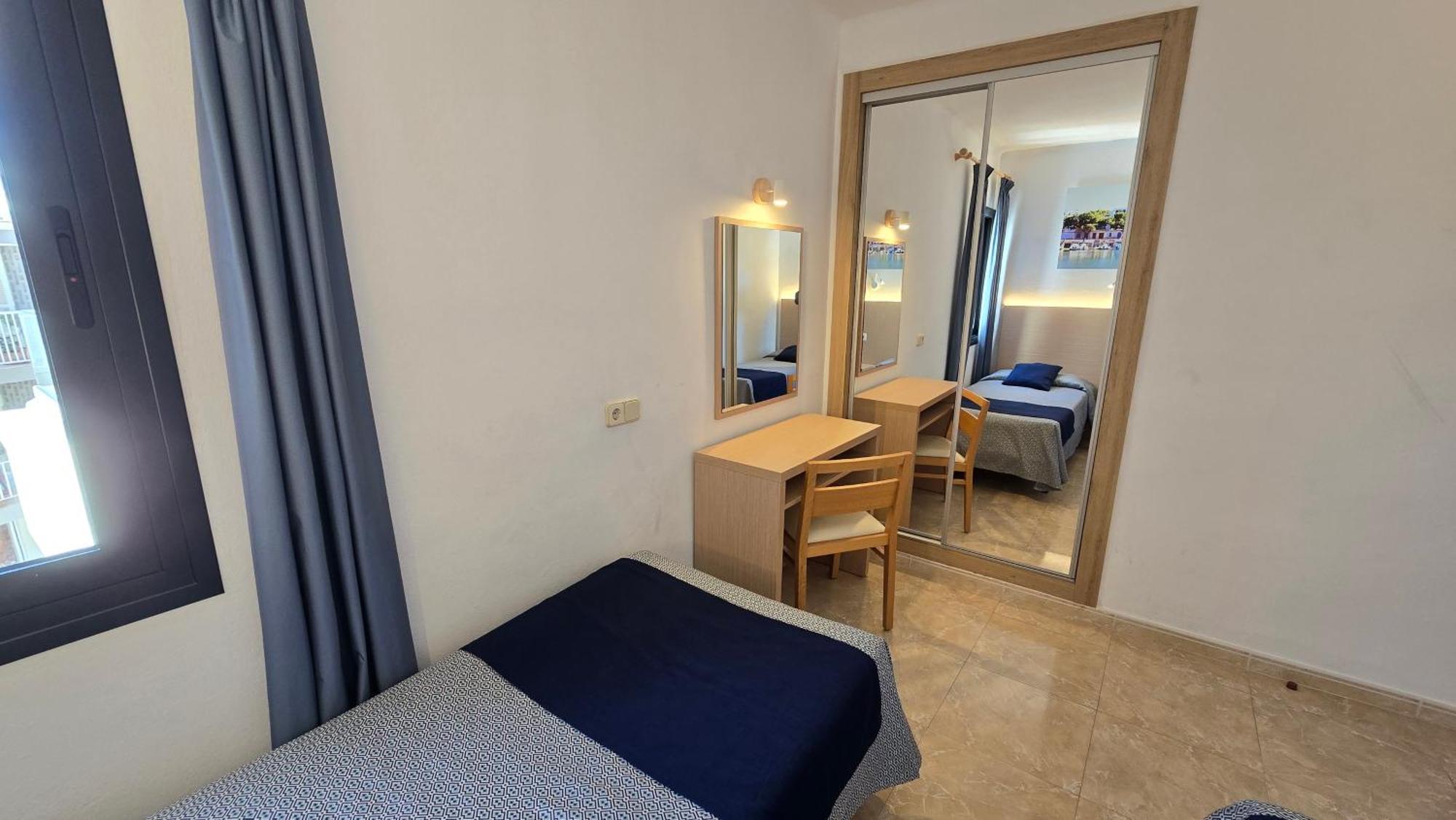 Marina Palmanova Apartamentos Екстер'єр фото