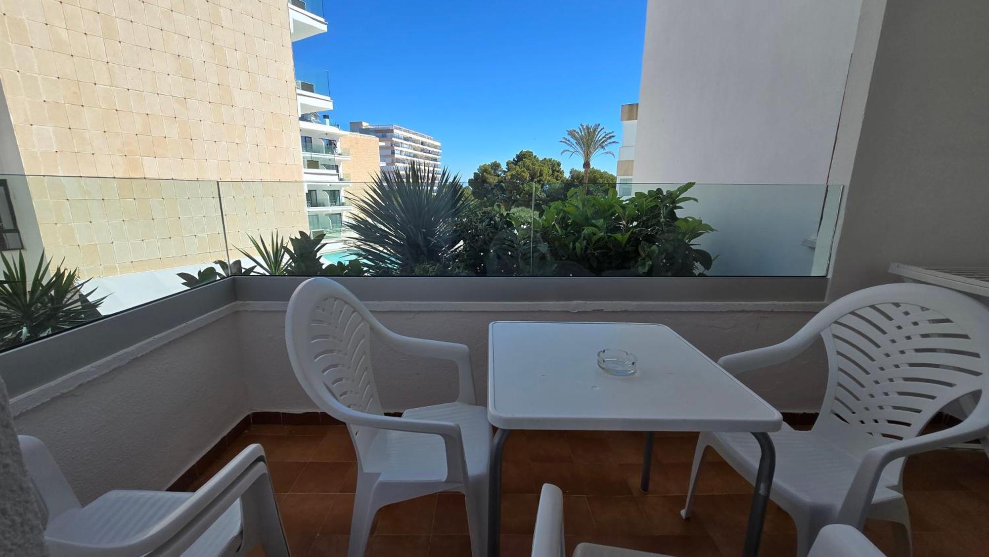 Marina Palmanova Apartamentos Екстер'єр фото