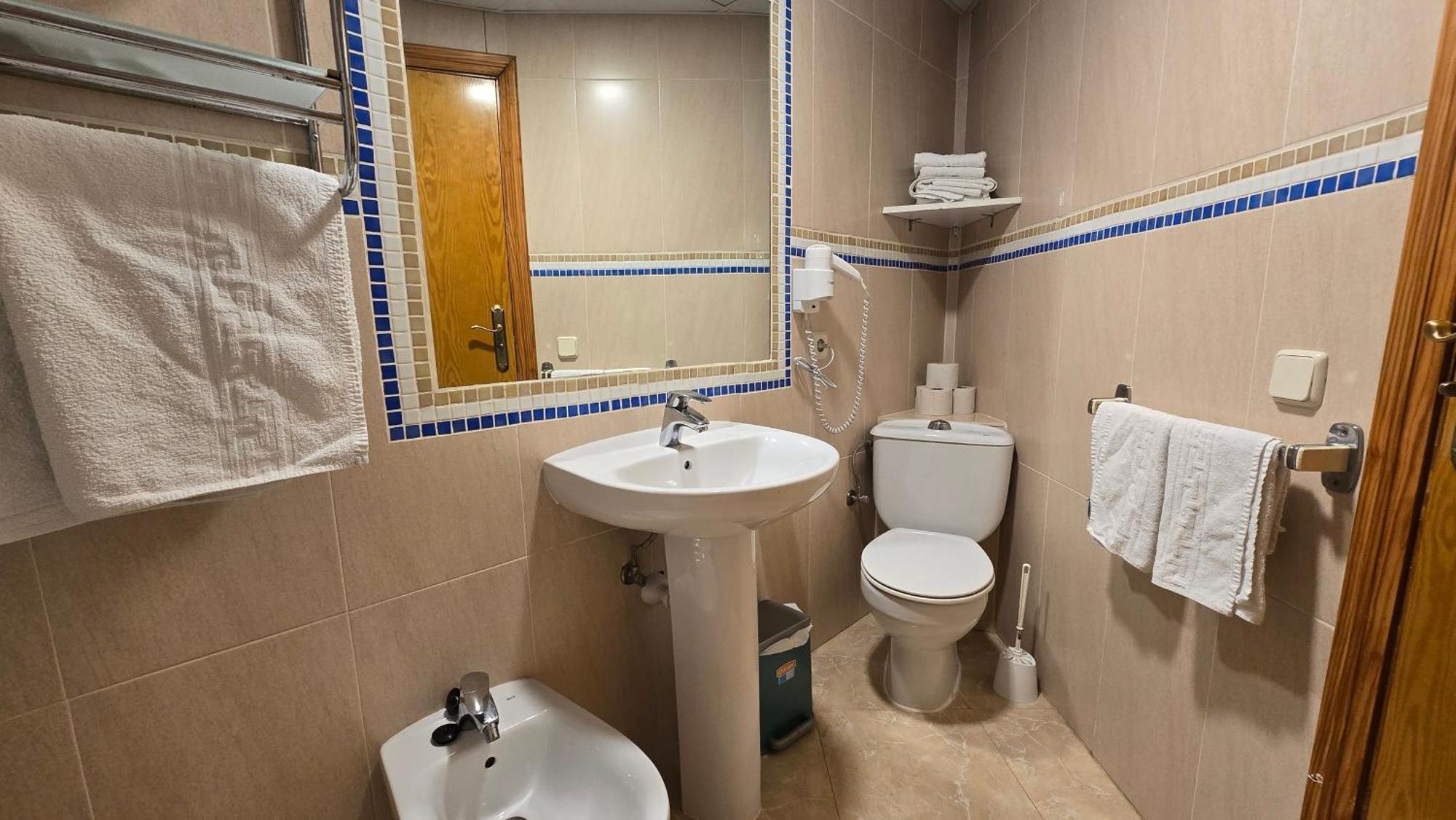 Marina Palmanova Apartamentos Екстер'єр фото