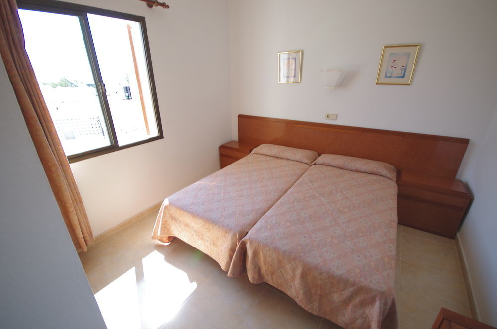 Marina Palmanova Apartamentos Екстер'єр фото